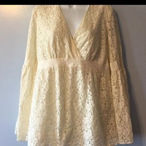 Michael Kors great condition lace top